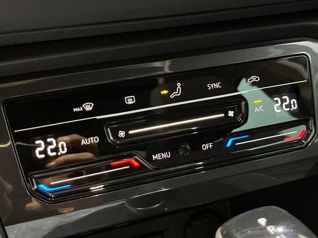 Volkswagen Tiguan - Photo 19