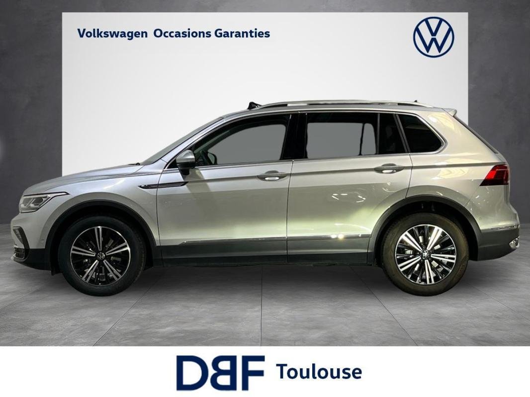 Volkswagen Tiguan - Photo 2