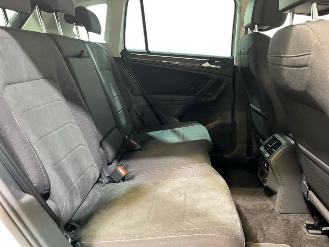 Volkswagen Tiguan - Photo 23