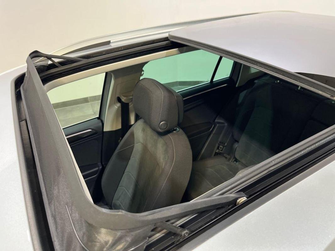 Volkswagen Tiguan - Photo 35