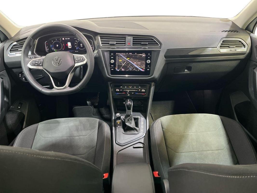 Volkswagen Tiguan - Photo 8