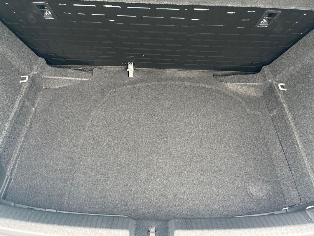 Volkswagen Polo - Photo 31