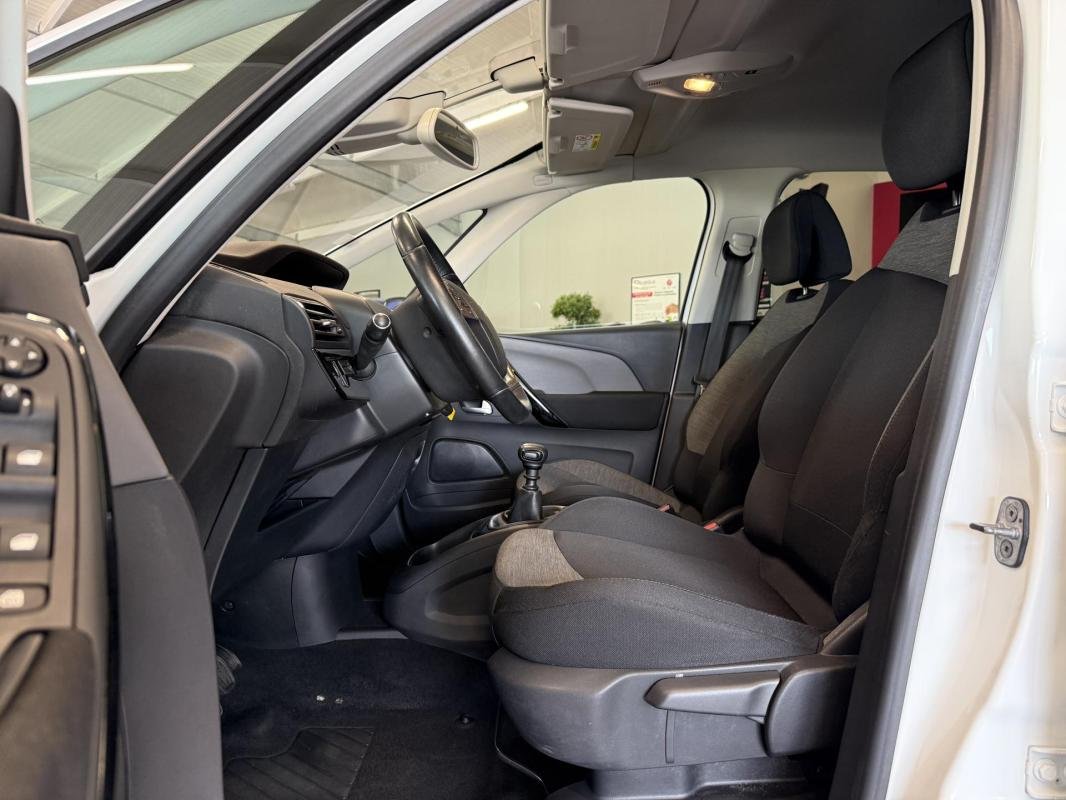 Citroën C4 Picasso - Photo 12