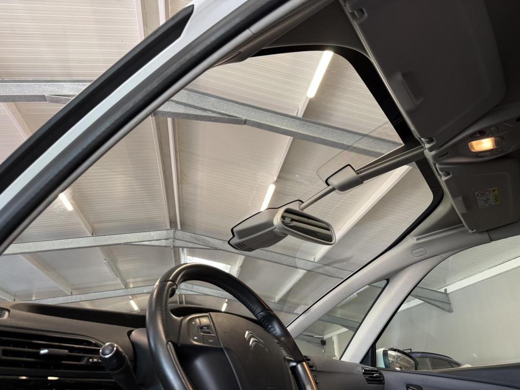 Citroën C4 Picasso - Photo 35