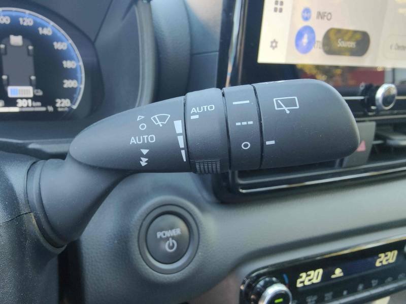 Toyota Yaris - Photo 23