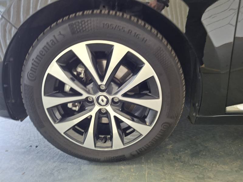 Renault Clio - Photo 15