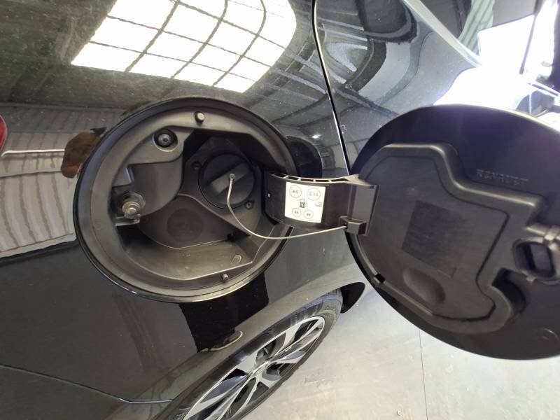 Renault Clio - Photo 22