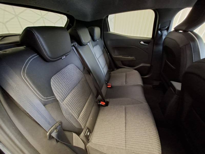 Renault Clio - Photo 24