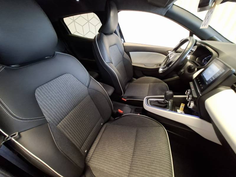 Renault Clio - Photo 25
