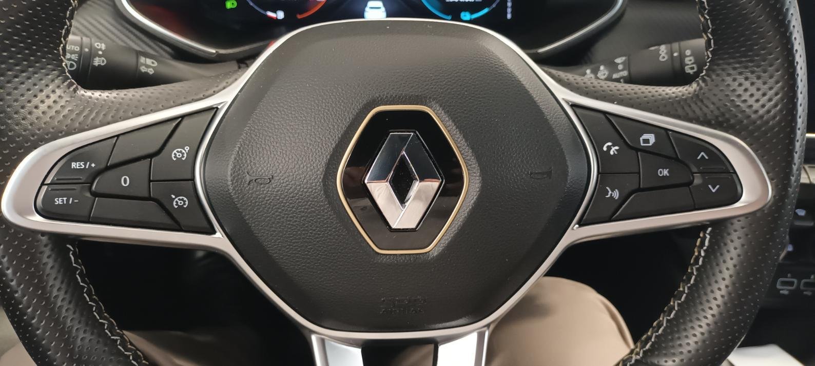 Renault Clio - Photo 6