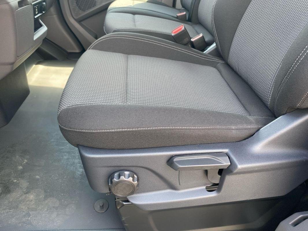 Volkswagen Transporter - Photo 14