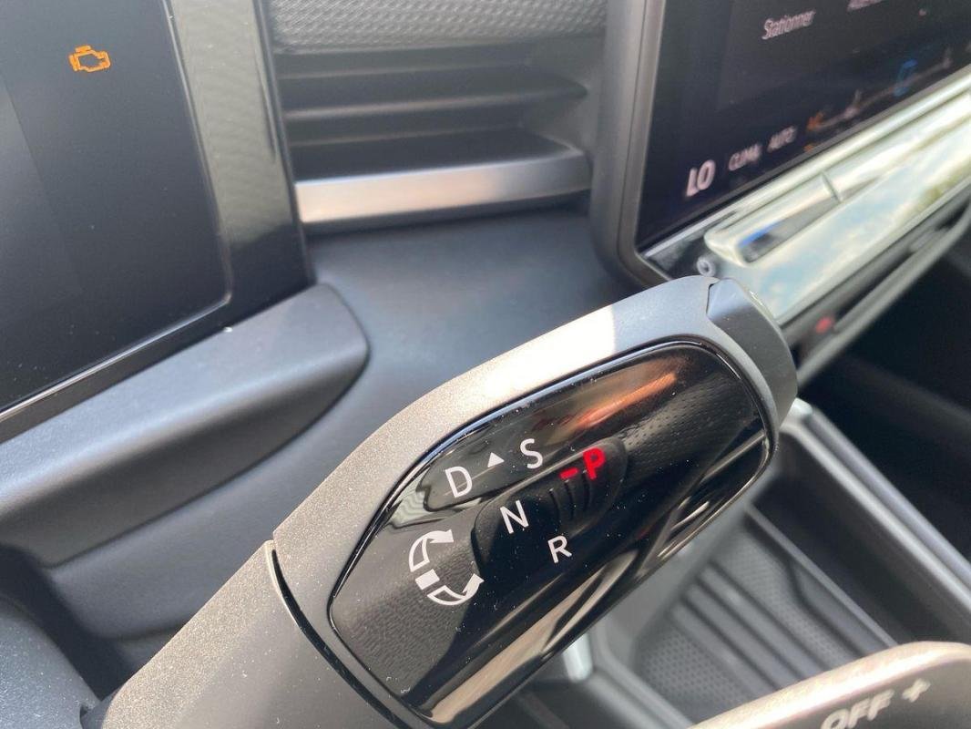 Volkswagen T-Roc - Photo 11