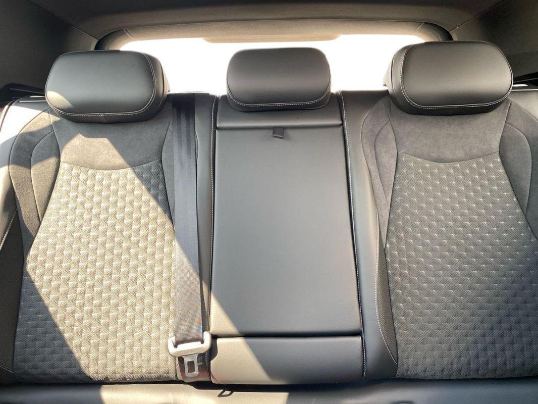 Volkswagen T-Roc - Photo 22