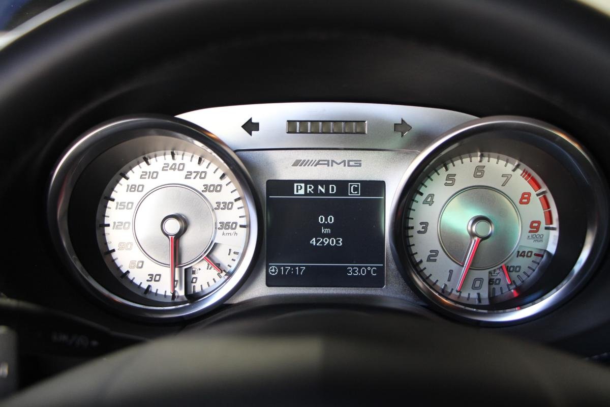 Mercedes SLS AMG - Photo 13