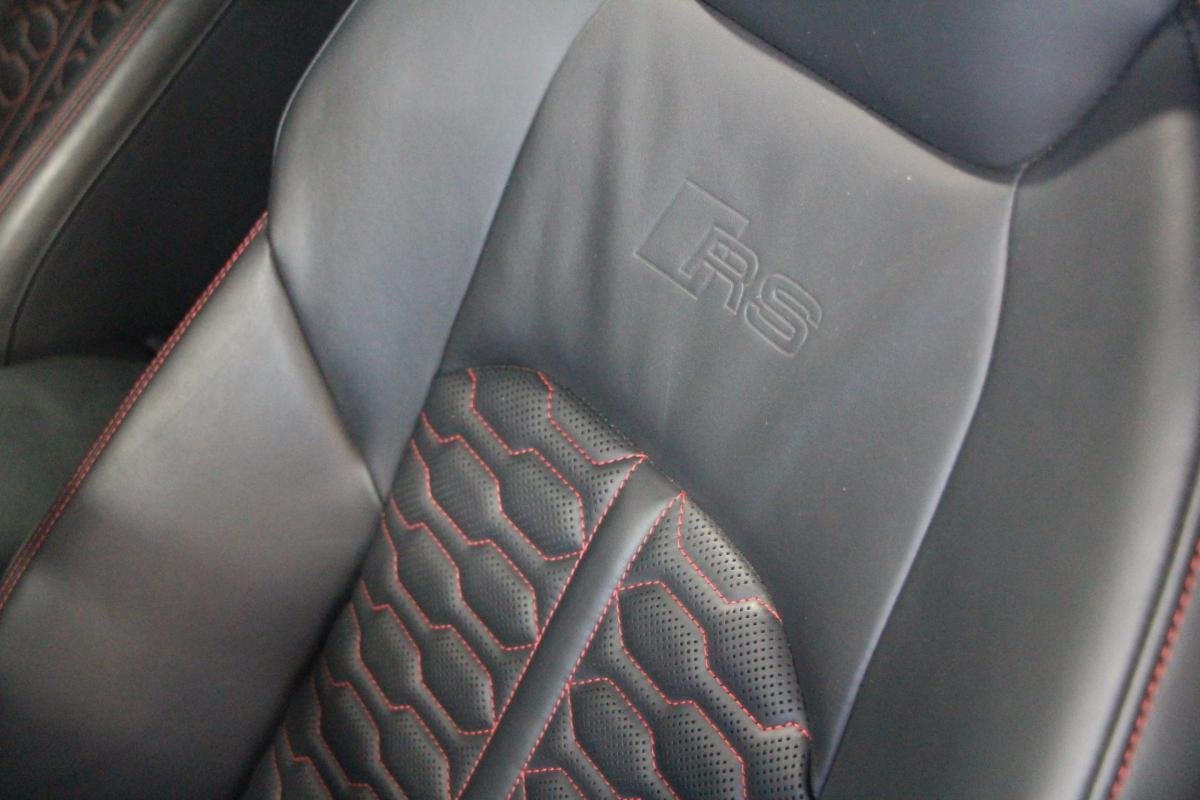 Audi RS6 Avant - Photo 18