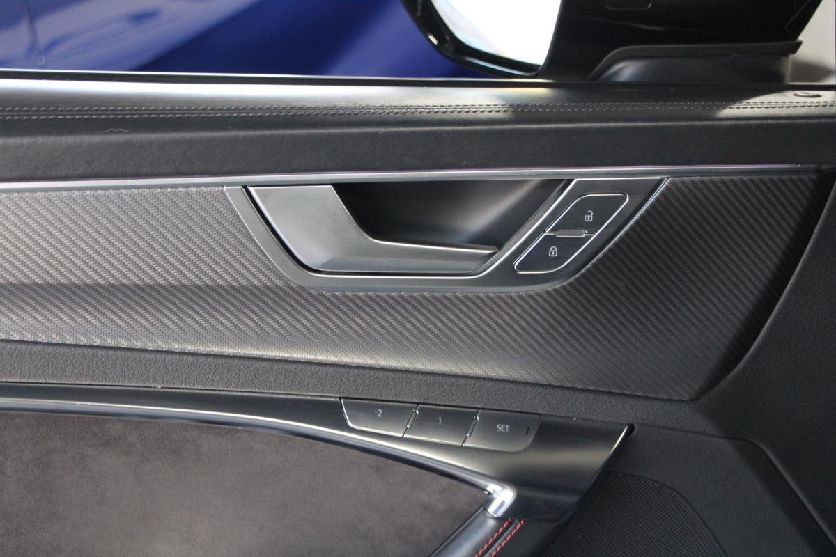Audi RS6 Avant - Photo 19