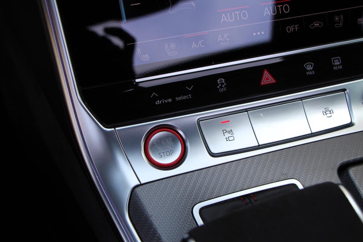 Audi RS6 Avant - Photo 24