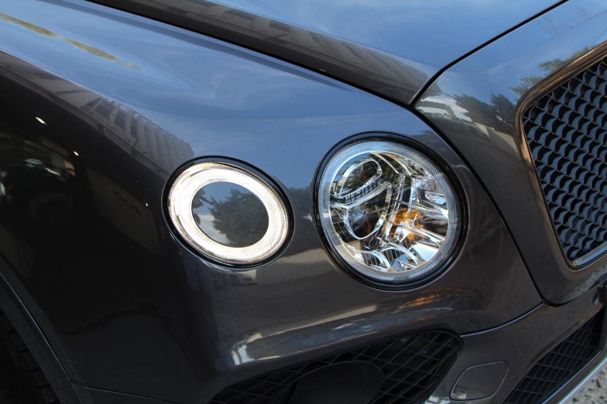 Bentley Bentayga - Photo 26