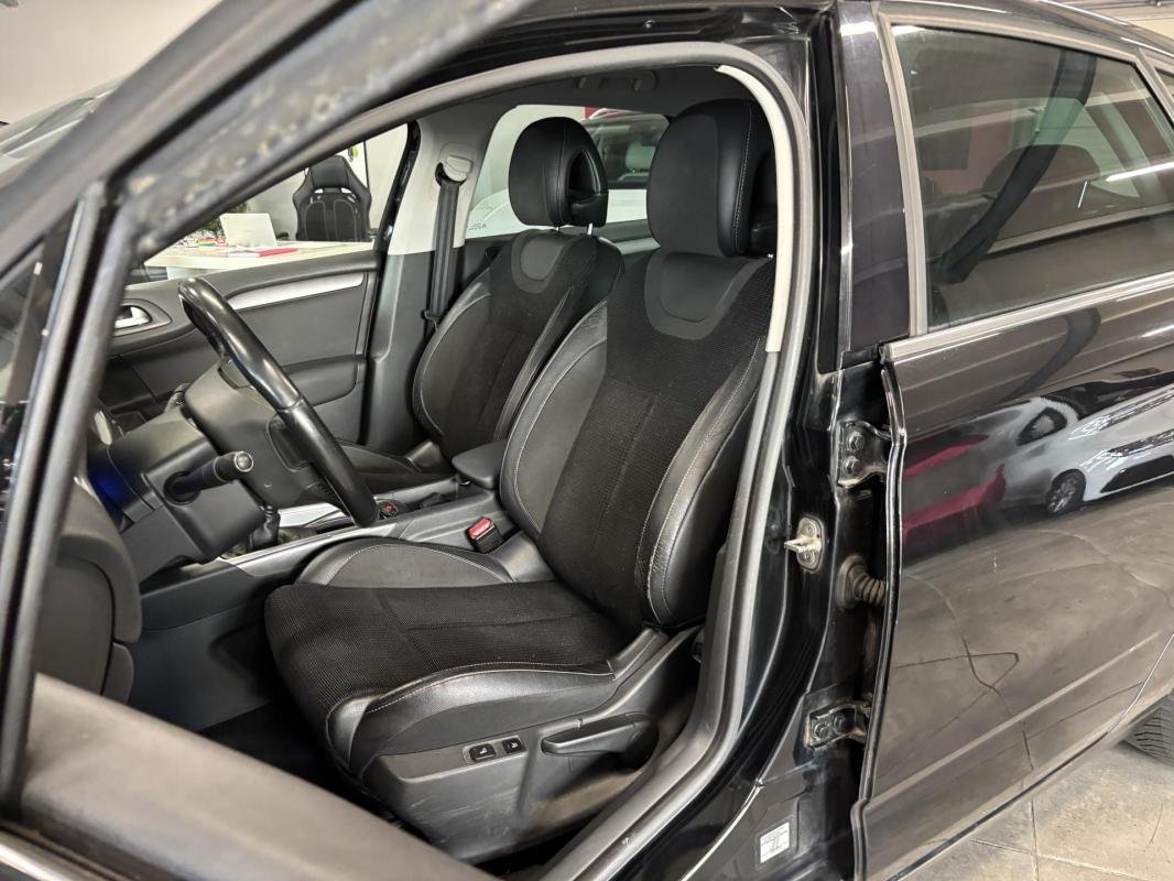 Citroën C4 - Photo 12