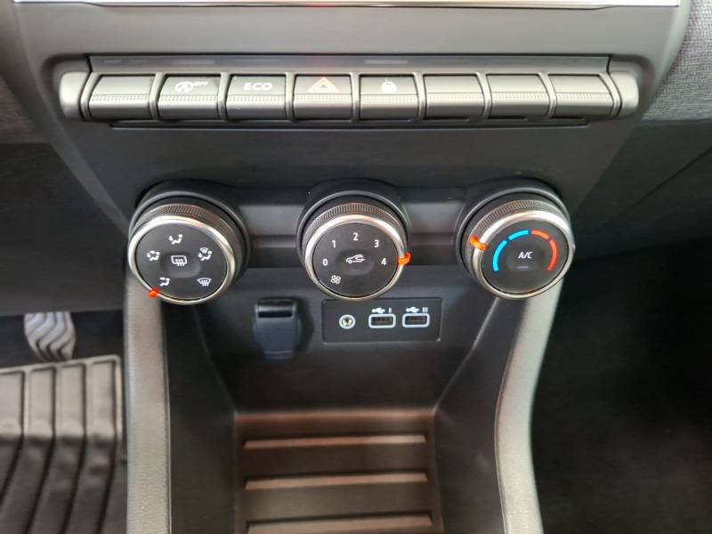 Renault Clio - Photo 26
