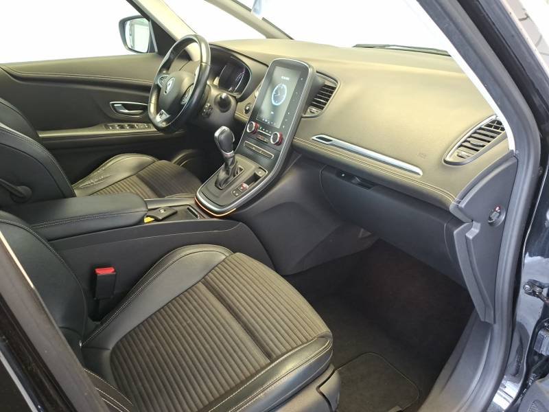 Renault Grand Scénic - Photo 12