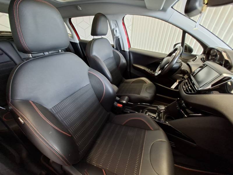 Peugeot 2008 - Photo 11