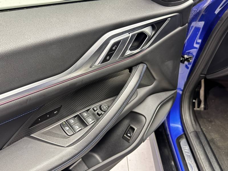 BMW i4 - Photo 30