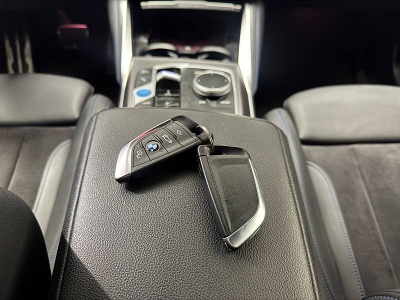 BMW i4 - Photo 35