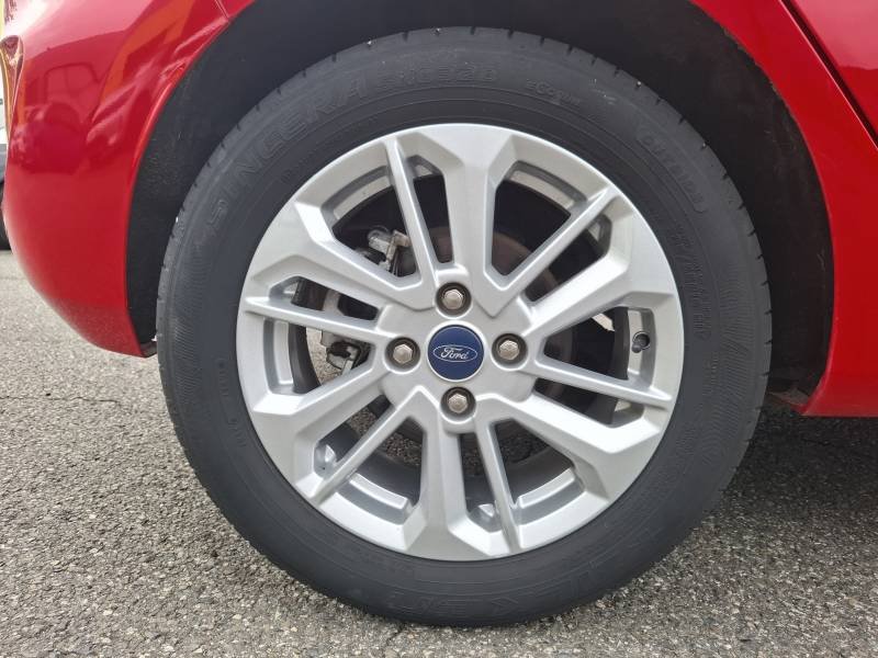 Ford Fiesta - Photo 14