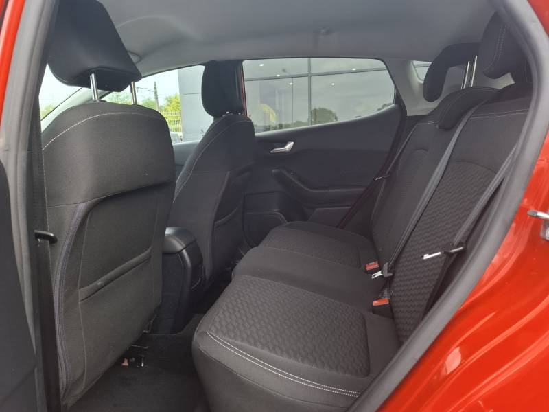 Ford Fiesta - Photo 19