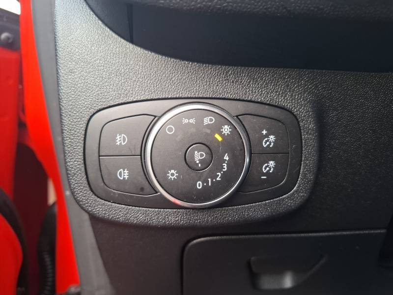 Ford Fiesta - Photo 26