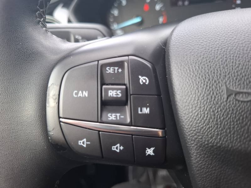 Ford Fiesta - Photo 28