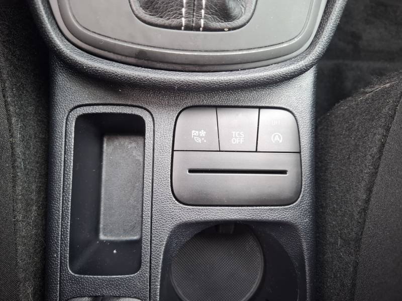 Ford Fiesta - Photo 34