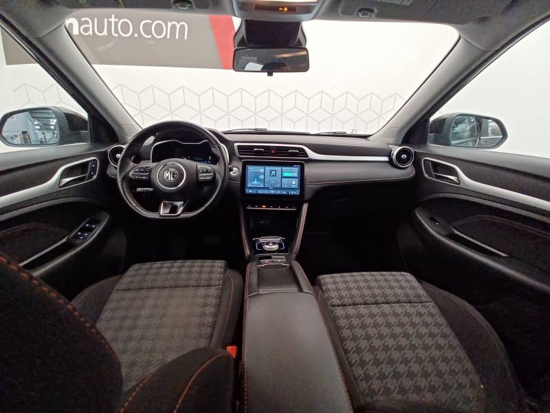 MG ZS - Photo 11