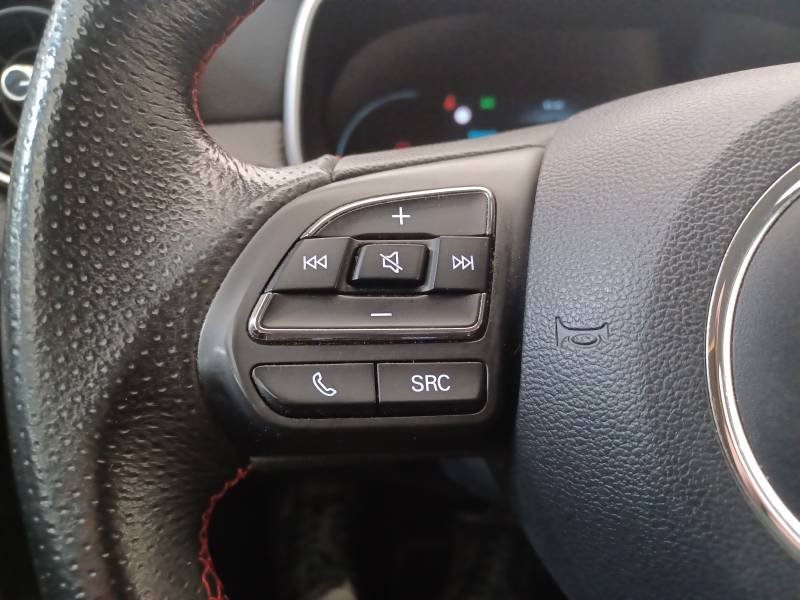 MG ZS - Photo 24