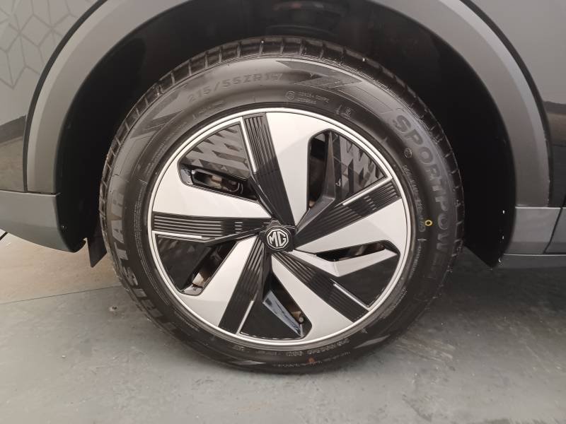 MG ZS - Photo 6