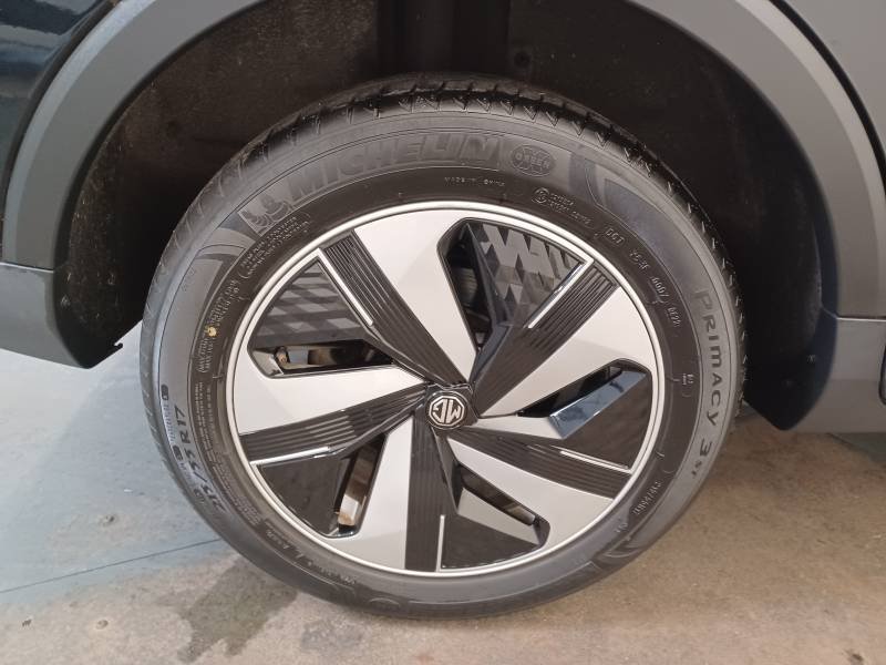 MG ZS - Photo 8