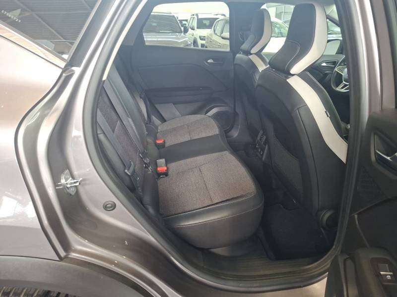 Renault Captur - Photo 17