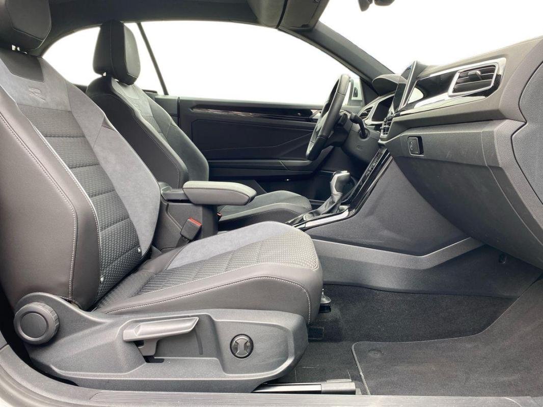 Volkswagen T-Roc - Photo 13