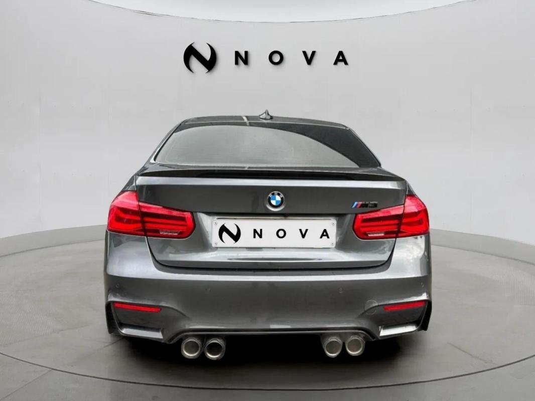 BMW M3 - Photo 3