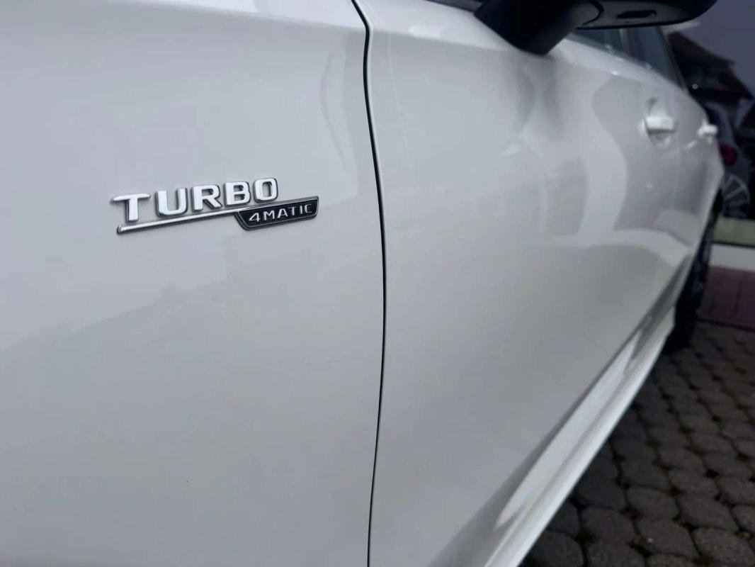 Mercedes A35 AMG - Photo 12