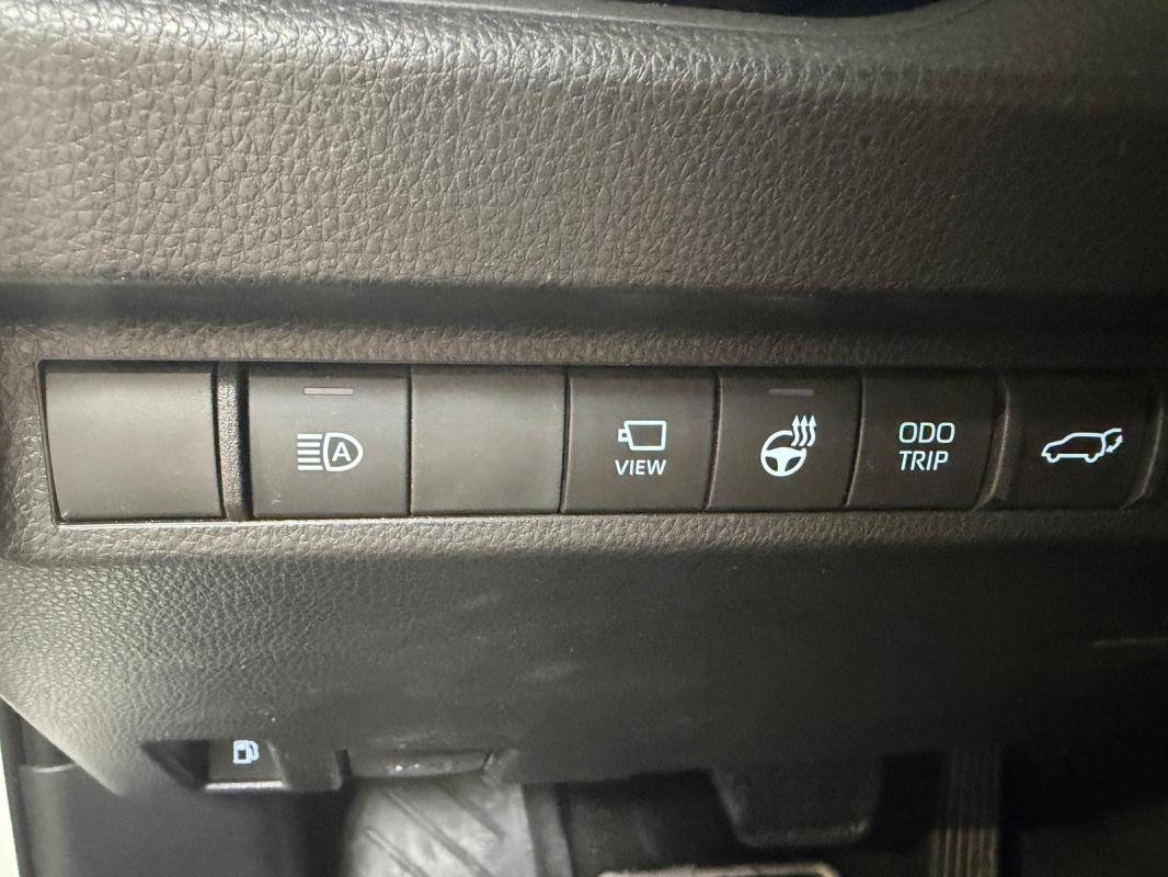 Toyota RAV4 - Photo 19