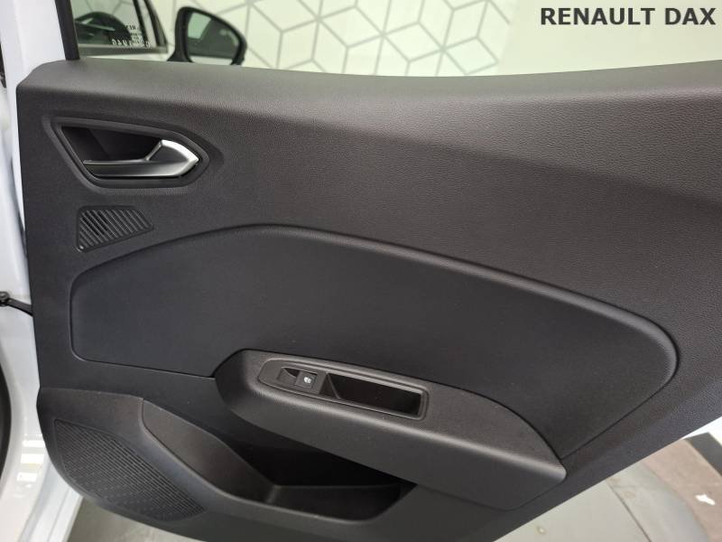 Renault Clio - Photo 23