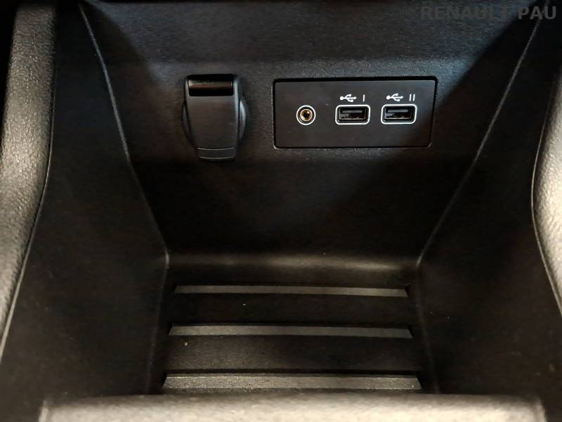 Renault Clio - Photo 28
