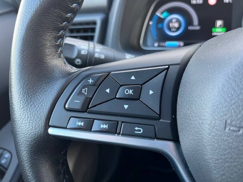 Nissan Leaf - Photo 12