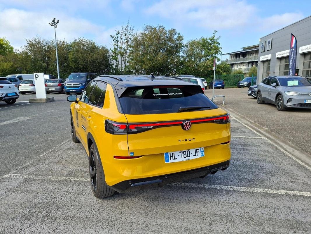 Volkswagen T-Roc - Photo 3