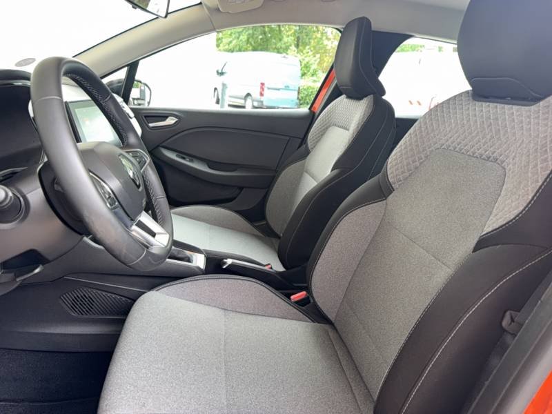 Renault Clio - Photo 15
