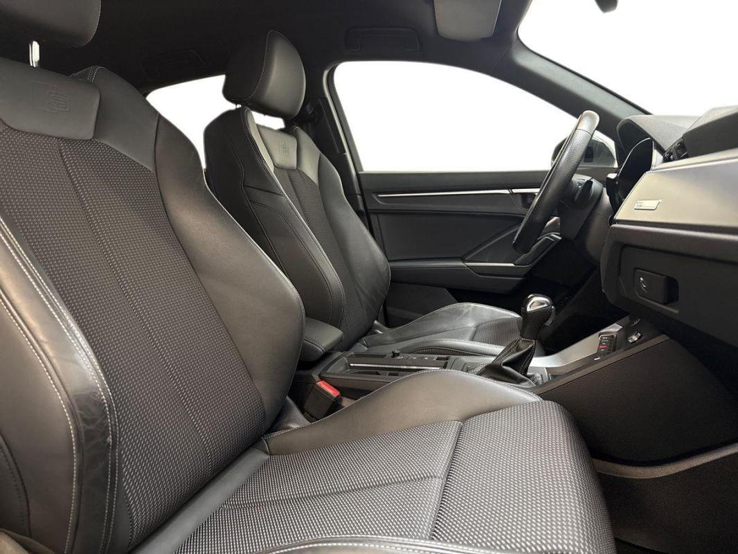 Audi Q3 Sportback - Photo 13