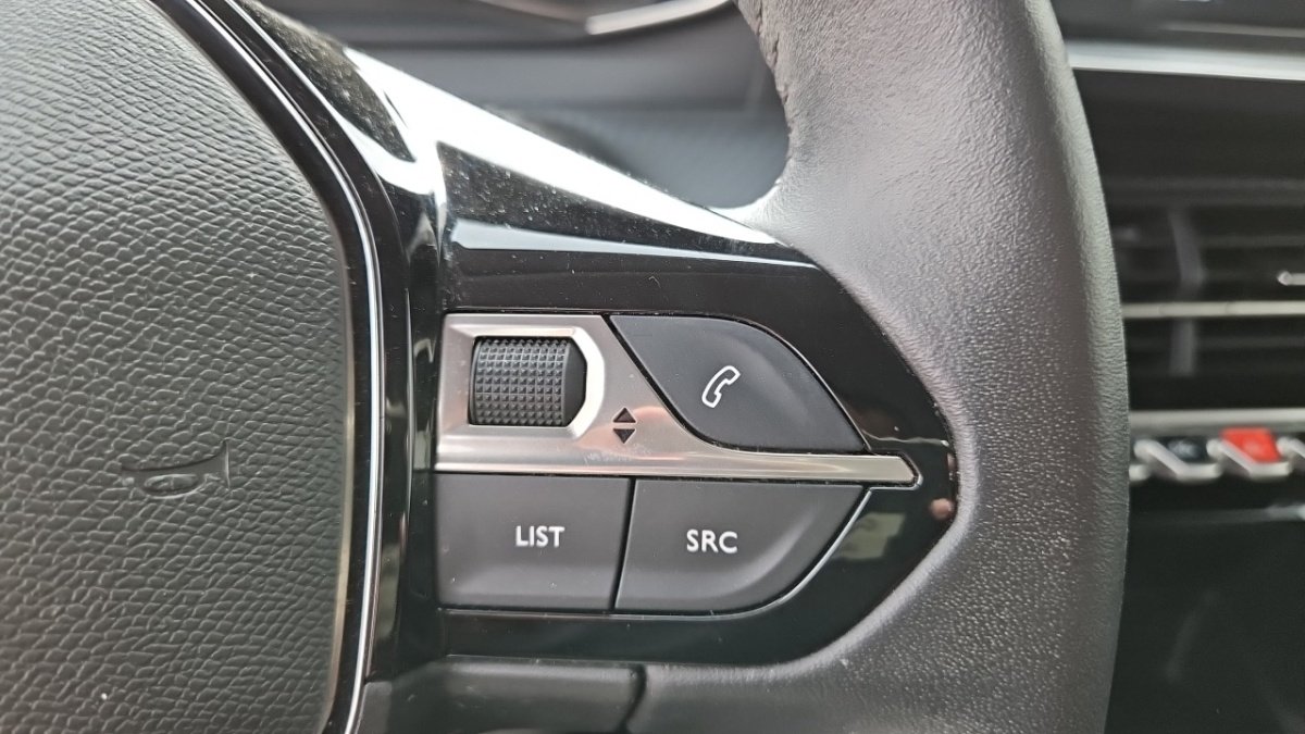 Peugeot 208 - Photo 20