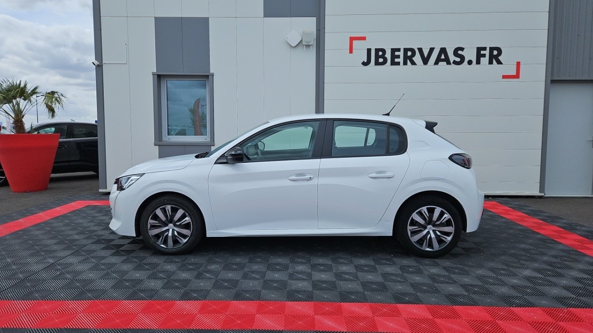 Peugeot 208 - Photo 2